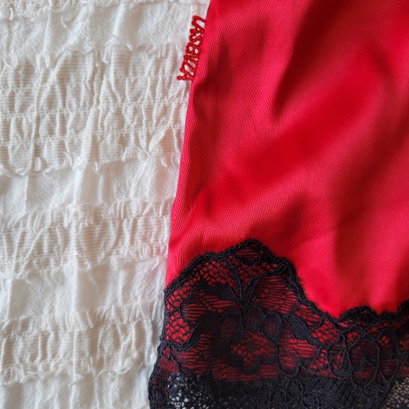 Red Push-Up Teddy with Lace Trim - Picture 5 of 10